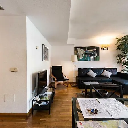 Prado Museum Air Apartment Madrid Exterior photo